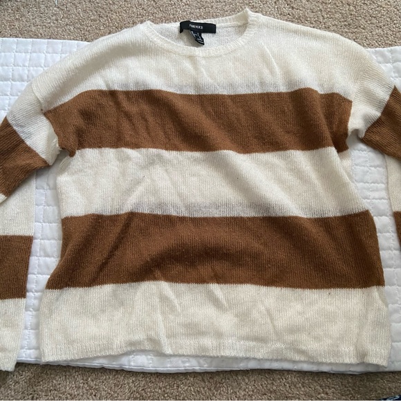 Forever 21 Beige and White Striped Sweater - Picture 1 of 2